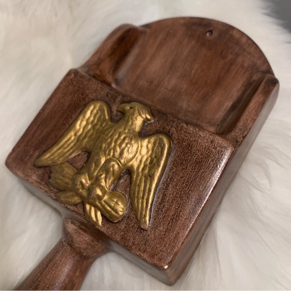 Vintage Ceramic Wall Mount 1972 Gold Eagle Pocket Mailbox Gold Eagle - Picture 13 of 15